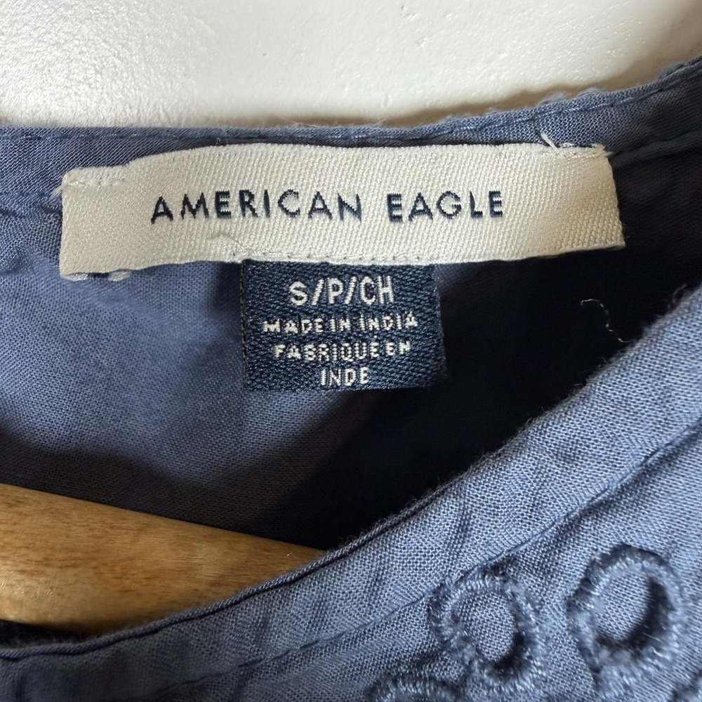 American Eagle Eyelet Crop Top Women's Small Blue Puff Sleeve Keyhole Back - Picture 5 of 10